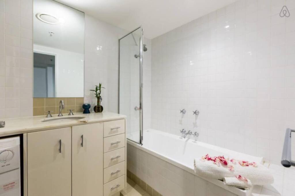 מלבורן Roma Studio Apartment In Collins Street מראה חיצוני תמונה