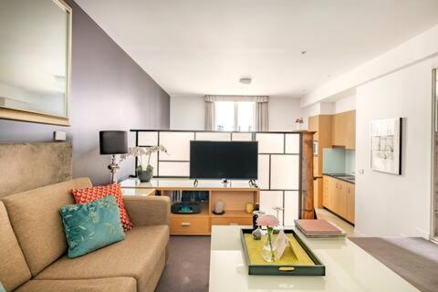 מלבורן Roma Studio Apartment In Collins Street מראה חיצוני תמונה