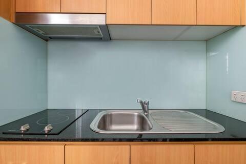 מלבורן Roma Studio Apartment In Collins Street מראה חיצוני תמונה